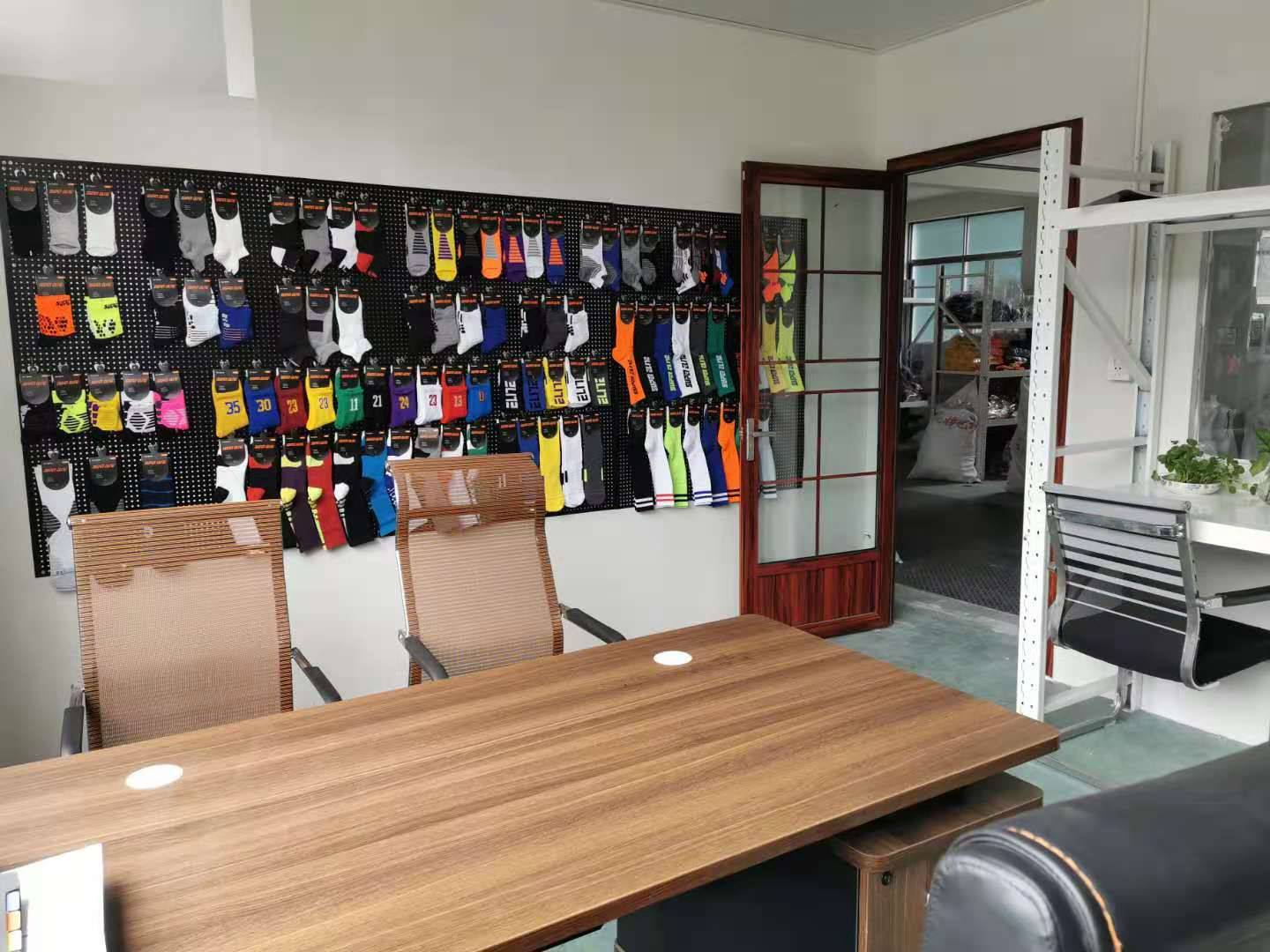DBTYSP sports socks manufacturer